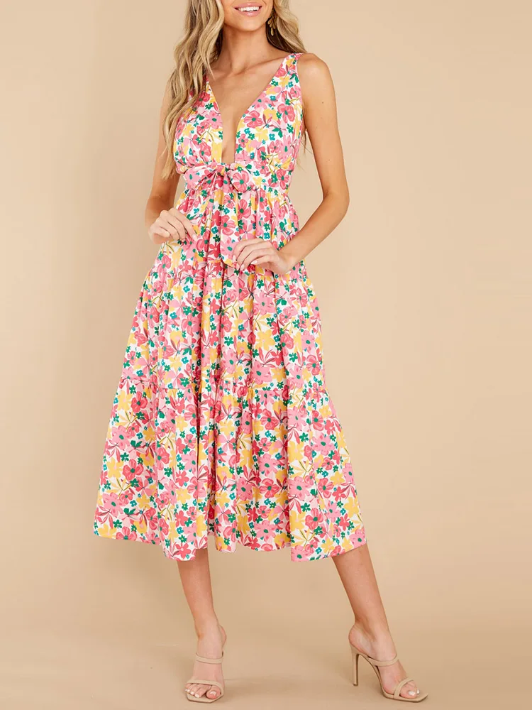 Suvised lillemustriga Boho vabaajakleidid